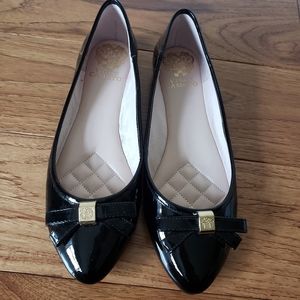 Vince Camuto black flats size 7
